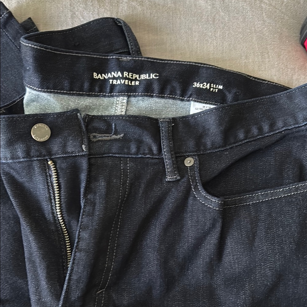 NWOT Banana Republic Traveler Men's dark blue Jeans